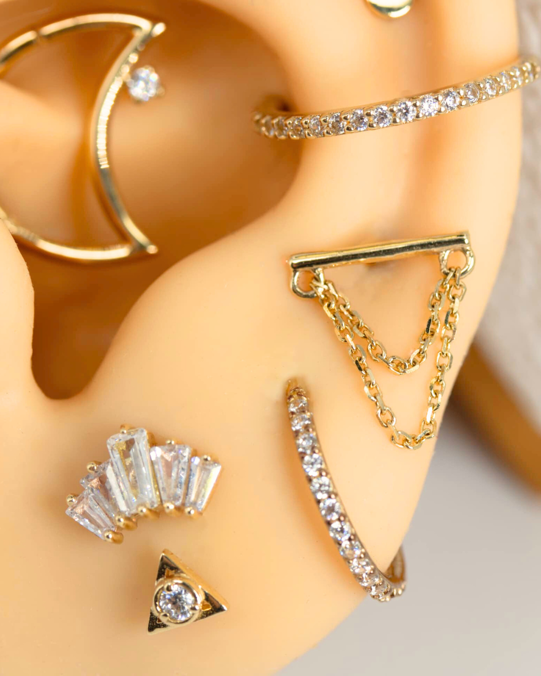 14K Gold Baguette Gemstone Chevron Threadless Top