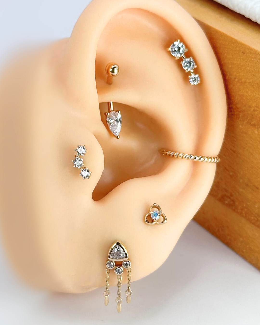 14K Gold Trilliant Cut Opal Dangle Threadless Top